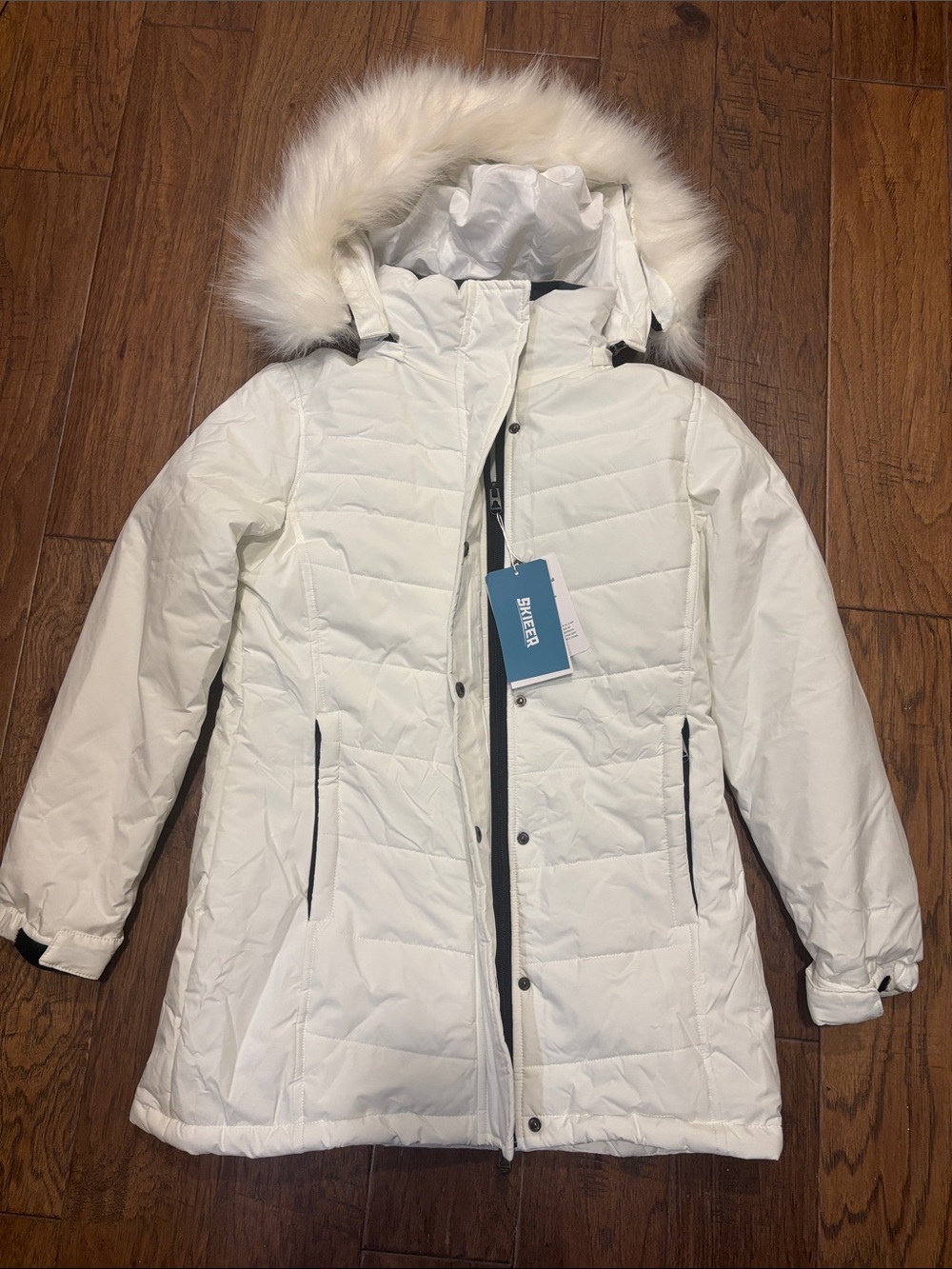 Skieer Women's White Insulated Parka with Faux Fur Hood